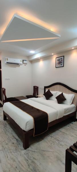 Гостиница Rmc travellers inn  Chennai